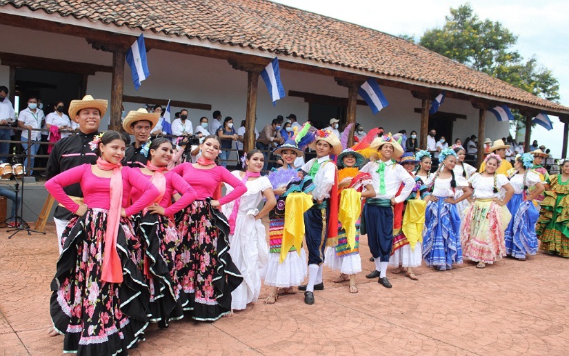 trajes